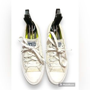 CONVERSE Chuck Taylor All Star II Low Top Lunarlon Size 6